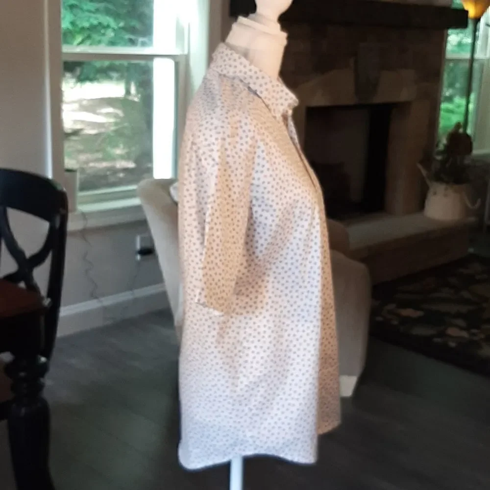 George S/CH 34-36 White with Blue and Red Print Button Down
